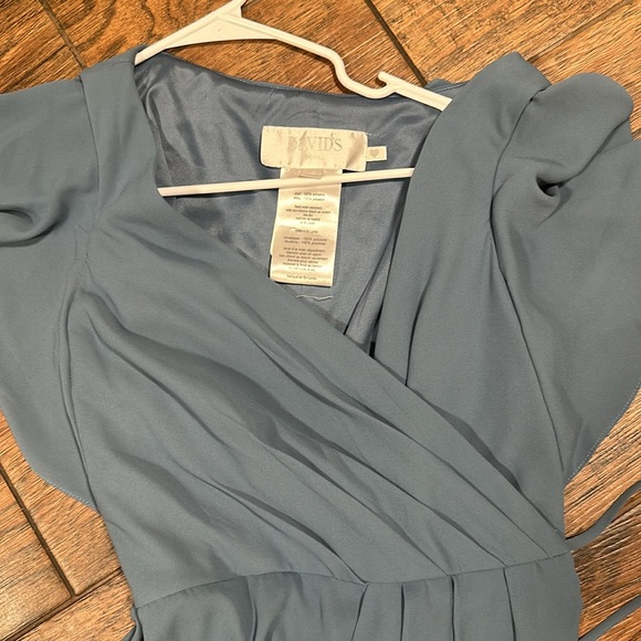 David’s bridal flutter sleeve georgette wrap bridesmaid dress - Picture 3 of 5